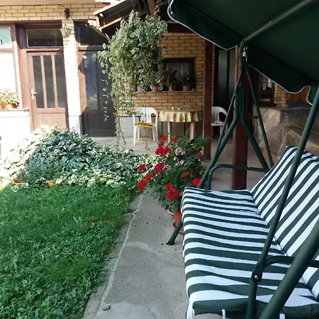 Popovic Apartment *