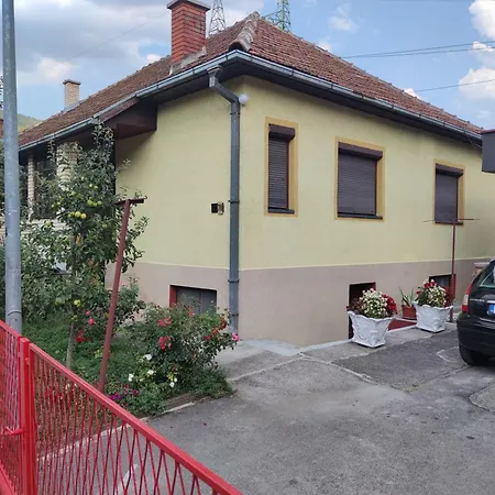 Popovic Apartment