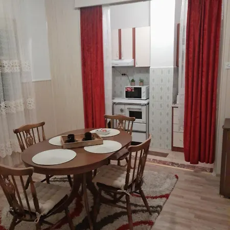 Popovic Apartment *